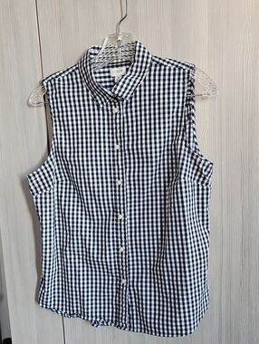 J. Crew Gingham Black And White Sleeveless Button Down Shirt Size Medium